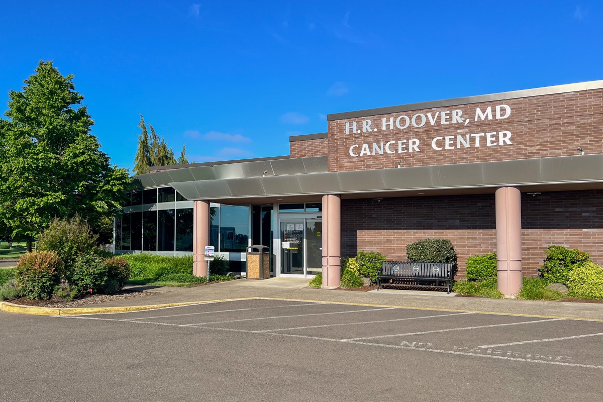 H.R. Hoover, MD Cancer Center Entrance